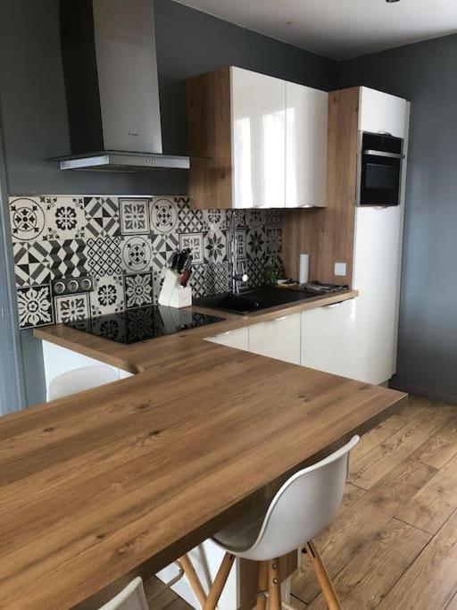 Cosy 3 Pieces En Face De La Gare Apartment Rambouillet Exterior foto