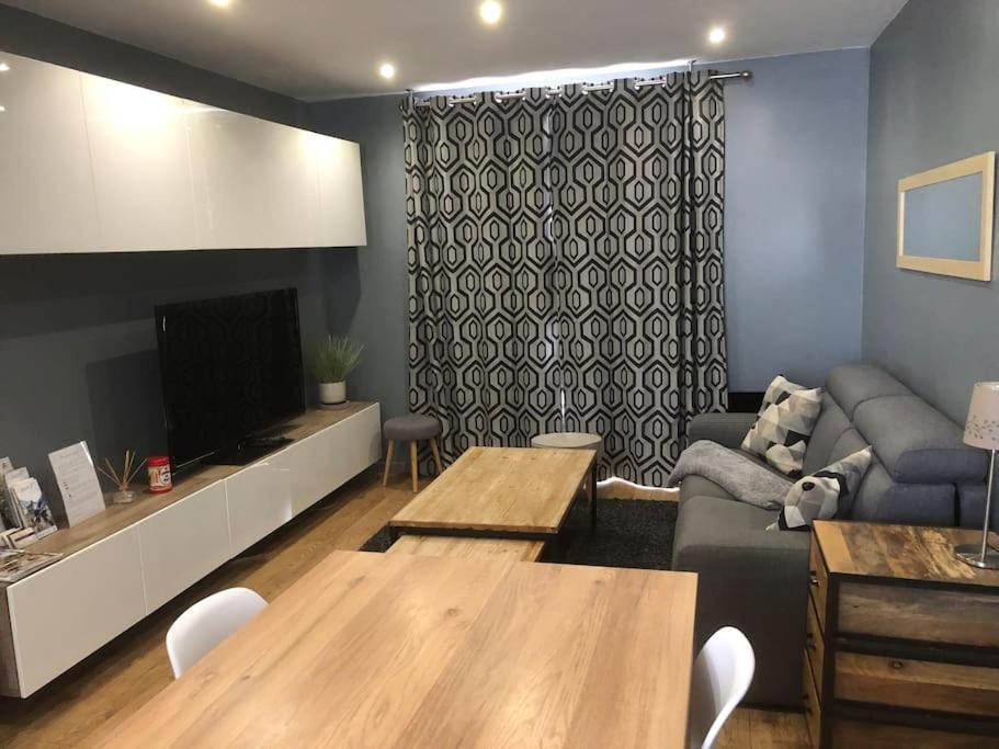 Cosy 3 Pieces En Face De La Gare Apartment Rambouillet Exterior foto